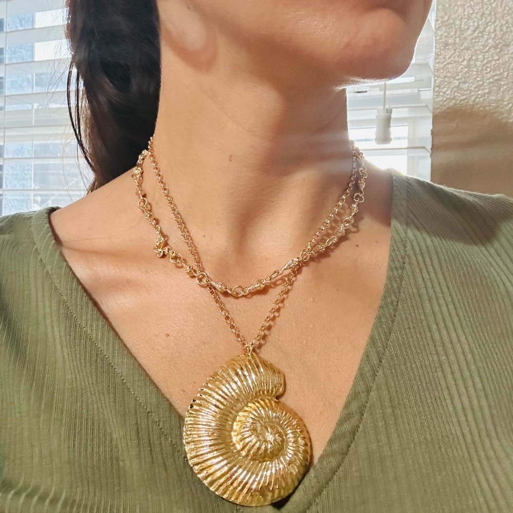 Gold Spiral Shell Pendant Layered Necklace